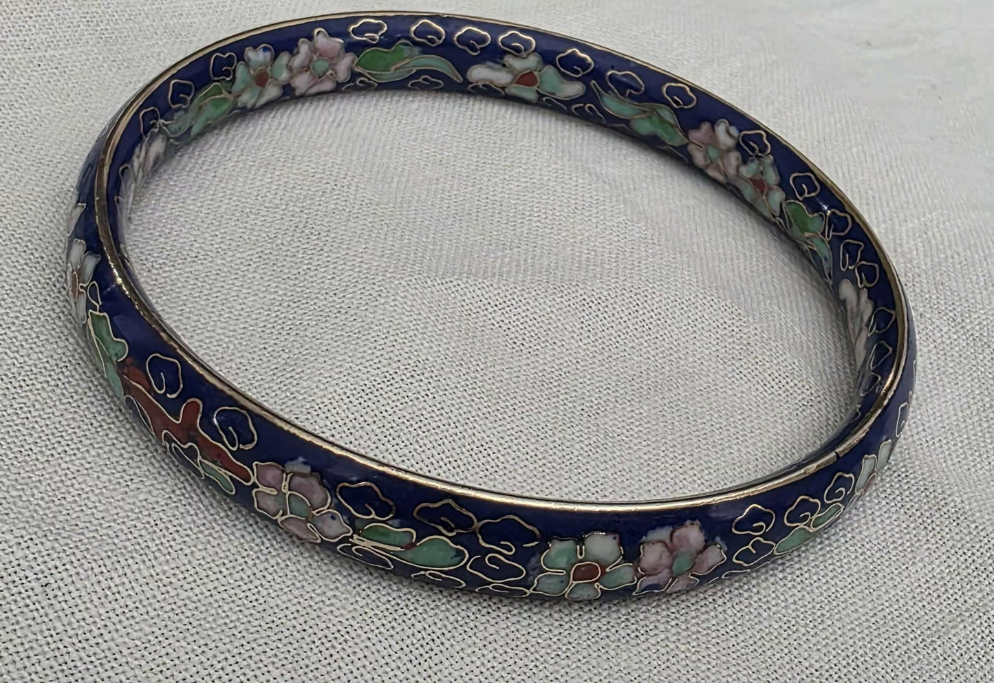 Vintage Cloisonné Floral Enamel Bangle Bracelet – Cobalt Blue – Brass Base – Handcrafted Chinese Cloisonné Jewelry – Mid Century Collectible
